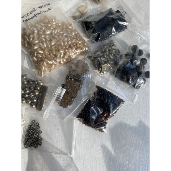 Mixed bead Lot Multiple Colors, Sizes, Stone, Acrylic, Crystal, Metal L#2 - Picture 4 of 5